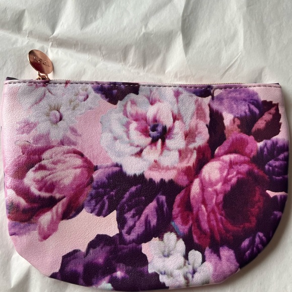 Ipsy makeup bags - Picture 2 of 4